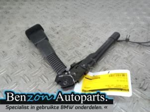 Used Seatbelt tensioner, left BMW 1 serie (F20) 118i 1.5 TwinPower 12V Price on request offered by Benzon Autodemontage