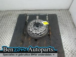 Used Clutch kit (complete) BMW 3 serie (F30) 320d 2.0 16V EfficientDynamicsEdition Price on request offered by Benzon Autodemontage