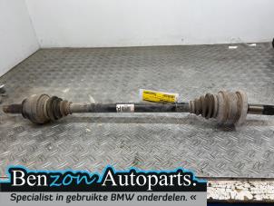Used Drive shaft, rear right BMW 5 serie (F10) 520d 16V Price on request offered by Benzon Autodemontage