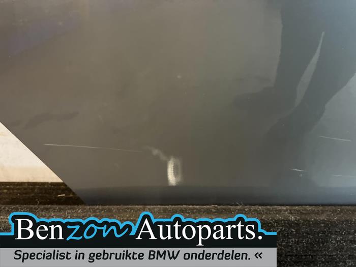 Portière 4portes arrière droite d'un BMW 5 serie (F10) 520d 16V 2012