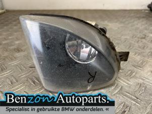 Used Fog light, front right BMW 5 serie (F10) 520d 16V Price on request offered by Benzon Autodemontage