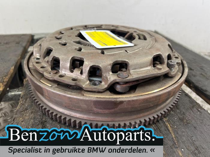 Clutch kit (complete) from a BMW 3 serie (F30) 328d 2.0 16V 2013