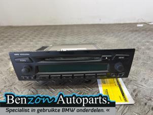 Used CD player BMW 1 serie (E87/87N) 120i 16V Price on request offered by Benzon Autodemontage