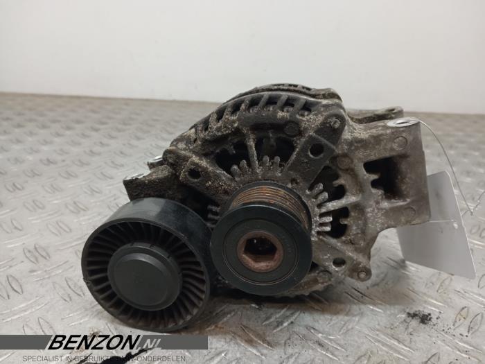 Begagnade Dynamo BMW 1 serie (E81) 116i 1.6 16V Pris € 30,00 Marginaltabell erbjuds av Benzon Autodemontage