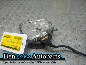 Usagé Ventilateur moteur BMW 1 serie (F40) 118i 1.5 TwinPower 12V Prix sur demande proposé par Benzon Autodemontage