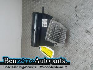 Usados Pantalla Head-up BMW 7 serie (F01/02/03/04) 750i,Li,LiS V8 32V Precio de solicitud ofrecido por Benzon Autodemontage
