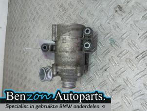 Used Water pump BMW 4-Serie Price on request offered by Benzon Autodemontage