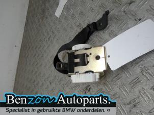 Usagé Ceinture de sécurité arrière gauche BMW 5-Serie Prix sur demande proposé par Benzon Autodemontage