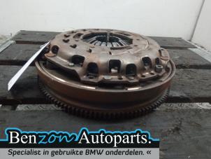 Used Clutch kit (complete) BMW 1 serie (F20) 120d 2.0 16V Price on request offered by Benzon Autodemontage