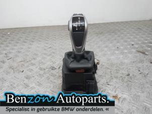 Used Gear stick knob BMW X1 (E84) sDrive 20d 2.0 16V Price on request offered by Benzon Autodemontage