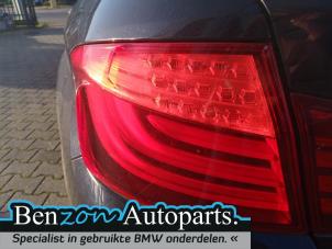 Used Taillight, left BMW 5 serie (F10) 520d 16V Price € 151,25 Inclusive VAT offered by Benzon Autodemontage