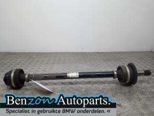 Used Drive shaft, rear left BMW 5-Serie Price on request offered by Benzon Autodemontage