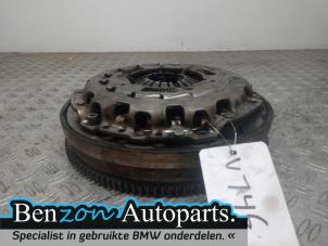 Used Clutch kit (complete) BMW 3 serie (F30) 320d 2.0 16V EfficientDynamicsEdition Price on request offered by Benzon Autodemontage