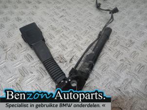 Used Seatbelt tensioner, right BMW 3 serie (F30) 320d 2.0 16V EfficientDynamicsEdition Price on request offered by Benzon Autodemontage