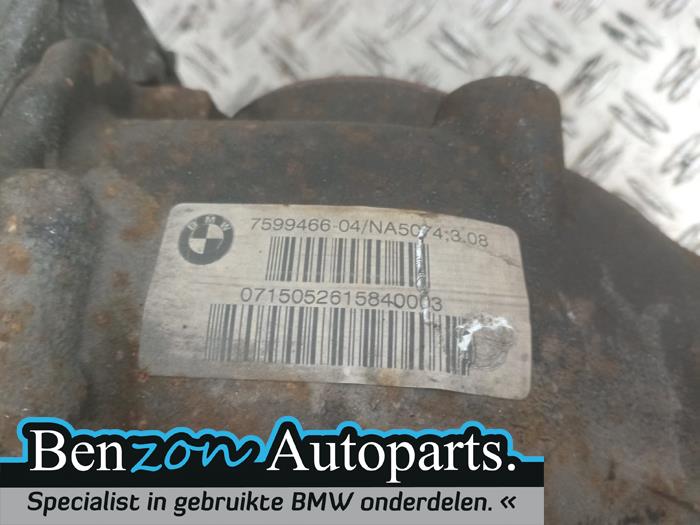 Rear differential from a BMW 2 serie (F22) 218i 1.5 TwinPower Turbo 12V 2015