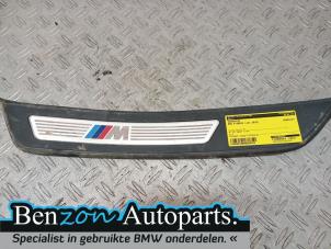 Used Decorative strip BMW 5 serie (F10) 550i V8 32V TwinPower Turbo Price on request offered by Benzon Autodemontage