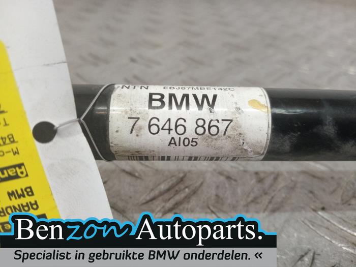 Os napedowa prawy tyl z BMW 2 serie Active Tourer (F45) 220dA xDrive 2.0 TwinPower Turbo 16V 2015