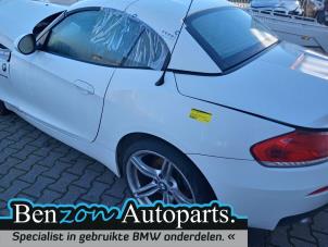 Używane Panel boczny lewy tyl BMW Z4 Roadster (E89) sDrive 20i 2.0 16V Cena € 363,00 Z VAT oferowane przez Benzon Autodemontage