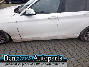 Usados Faldón lateral izquierda BMW 1 serie (F20) 116d 1.6 16V Efficient Dynamics Precio € 60,50 IVA incluido ofrecido por Benzon Autodemontage
