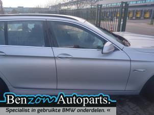 Usados Puerta 4 puertas derecha delante BMW 5 serie Touring (F11) 520i 16V Precio € 363,00 IVA incluido ofrecido por Benzon Autodemontage