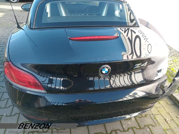 Begagnade Baklucka BMW Z4 Roadster (E89) sDrive 20i 2.0 16V Pris € 302,50 Inklusive moms erbjuds av Benzon Autodemontage