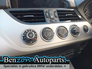 Usados Panel de control de calefacción BMW Z4 Roadster (E89) sDrive 20i 2.0 16V Precio € 181,50 IVA incluido ofrecido por Benzon Autodemontage