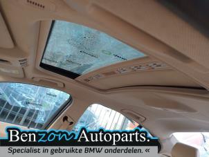 Used Sliding roof BMW 3 serie (F30) 328d 2.0 16V Price € 302,50 Inclusive VAT offered by Benzon Autodemontage