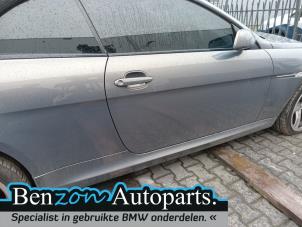 Używane Belka boczna prawa BMW 6 serie (E64) 635d 24V Cena € 90,75 Z VAT oferowane przez Benzon Autodemontage