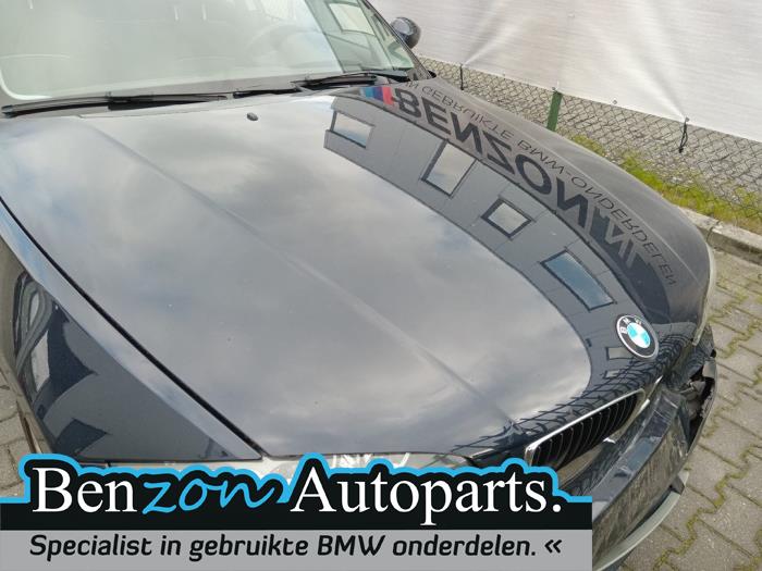 Motorhaube van een BMW 1 serie (E81) 116i 2.0 16V 2009