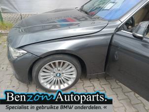 Gebrauchte Kotflügel links vorne BMW 3 serie (F30) Active Hybrid 3 3.0 24V Preis € 242,00 Mit Mehrwertsteuer angeboten von Benzon Autodemontage