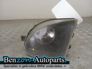 Used Fog light, front right BMW 5 serie (F10) 520d 16V Price € 60,50 Inclusive VAT offered by Benzon Autodemontage