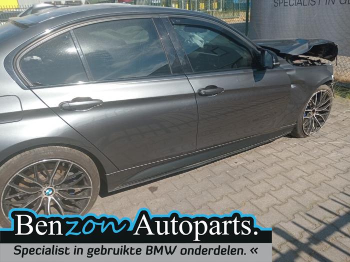Side skirt, right from a BMW 3 serie (F30) 335d xDrive 3.0 24V 2014