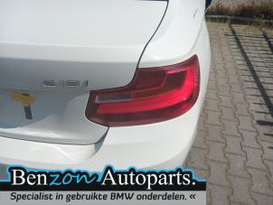 Gebrauchte Rücklicht rechts BMW 2 serie (F22) 218i 1.5 TwinPower Turbo 12V Preis € 121,00 Mit Mehrwertsteuer angeboten von Benzon Autodemontage