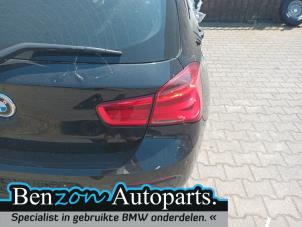 Używane Tylne swiatlo pozycyjne prawe BMW 1 serie (F20) 116d 1.5 12V TwinPower Cena € 60,50 Z VAT oferowane przez Benzon Autodemontage
