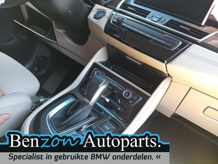 Navigation set from a BMW 2 serie Active Tourer (F45)  2015