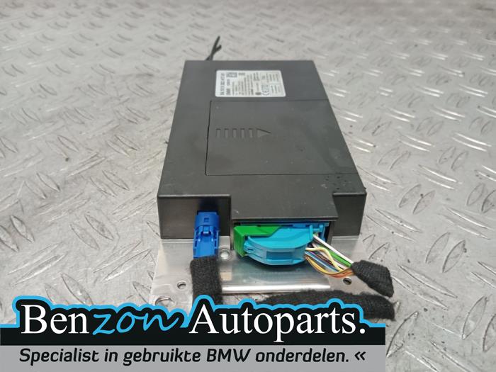 Módulo Bluetooth de un BMW 3 serie (F30) 328d 2.0 16V 2015