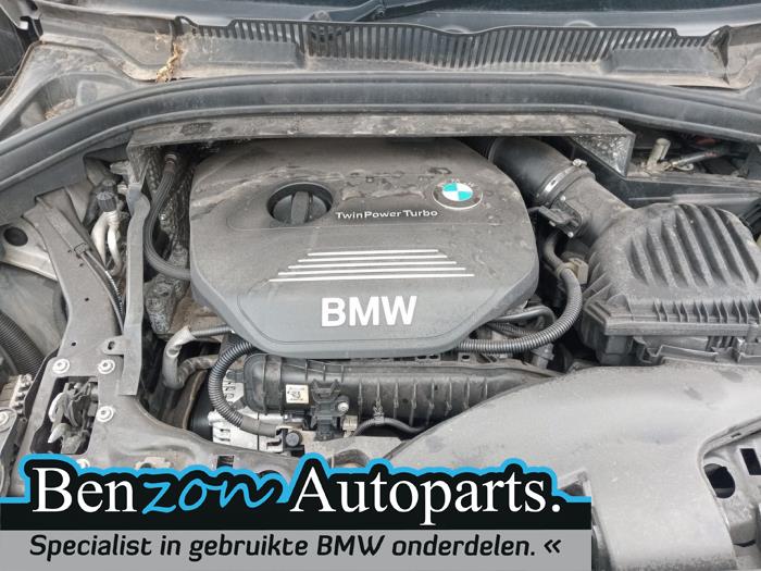 Motor de un BMW 2 serie Gran Tourer (F46) 218i 1.5 TwinPower Turbo 12V 2015