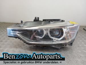 Used Headlight, left BMW 3 serie (F30) 320d xDrive 2.0 16V Price on request offered by Benzon Autodemontage
