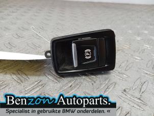 Used Parking brake switch BMW 2 serie Gran Tourer (F46) 218d 2.0 TwinPower Turbo 16V Price € 60,50 Inclusive VAT offered by Benzon Autodemontage