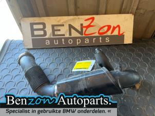 Used Air intake hose BMW X1 (F48) Price € 60,50 Inclusive VAT offered by Benzon Autodemontage