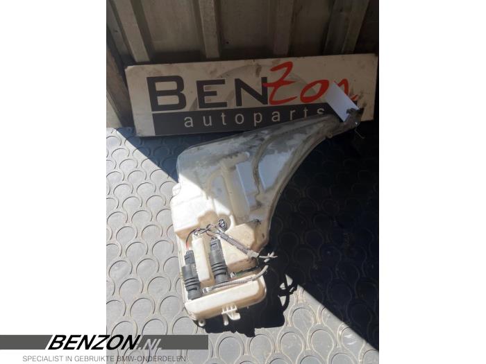 Używane Spryskiwacz przód BMW 3 serie (F30) 320d 2.0 16V Cena € 24,20 Z VAT oferowane przez Benzon Autodemontage