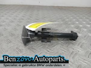 Used Cover cap headlight washer right BMW 1 serie (F20) 116d 1.6 16V Efficient Dynamics Price € 42,35 Inclusive VAT offered by Benzon Autodemontage