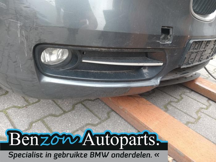 Kratka zderzaka z BMW 1 serie (F20) 116d 1.6 16V Efficient Dynamics 2013