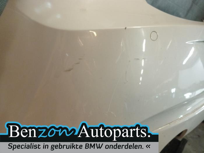 Rear bumper from a BMW 1 serie (F20) 116d 1.6 16V Efficient Dynamics 2014
