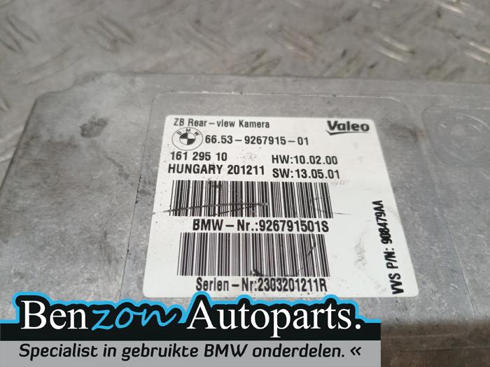 Parking camera module from a BMW 5 serie Touring (F11) 520d 16V 2011