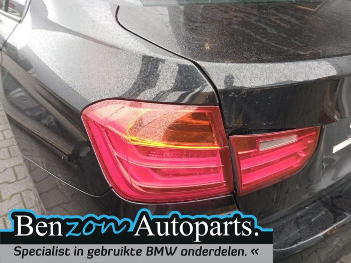 Taillight, left from a BMW 3 serie (F30) 320d 2.0 16V EfficientDynamicsEdition 2012