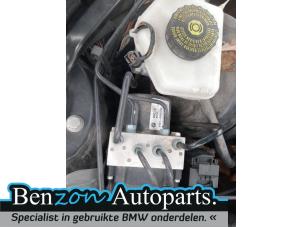 Używane Pompa ABS BMW 1 serie (F20) 116d 1.6 16V Efficient Dynamics Cena € 121,00 Z VAT oferowane przez Benzon Autodemontage
