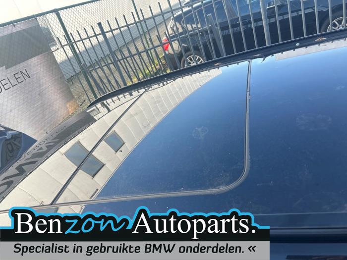 Szyberdach z BMW 3 serie Touring (F31) 330d 3.0 24V 2013