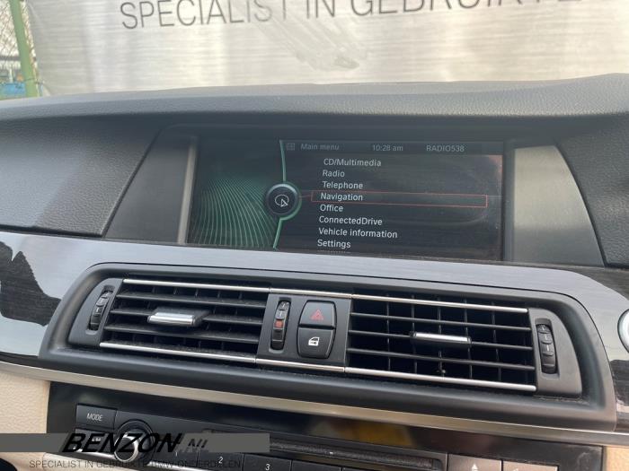 Begagnade Navigeringsset BMW 5 serie (F10) 525d 24V Pris € 500,00 Marginaltabell erbjuds av Benzon Autodemontage