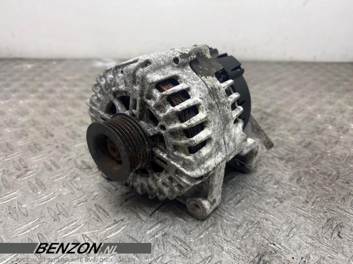 Begagnade Dynamo BMW 3 serie Touring (F31) 330d 3.0 24V Pris € 60,50 Inklusive moms erbjuds av Benzon Autodemontage
